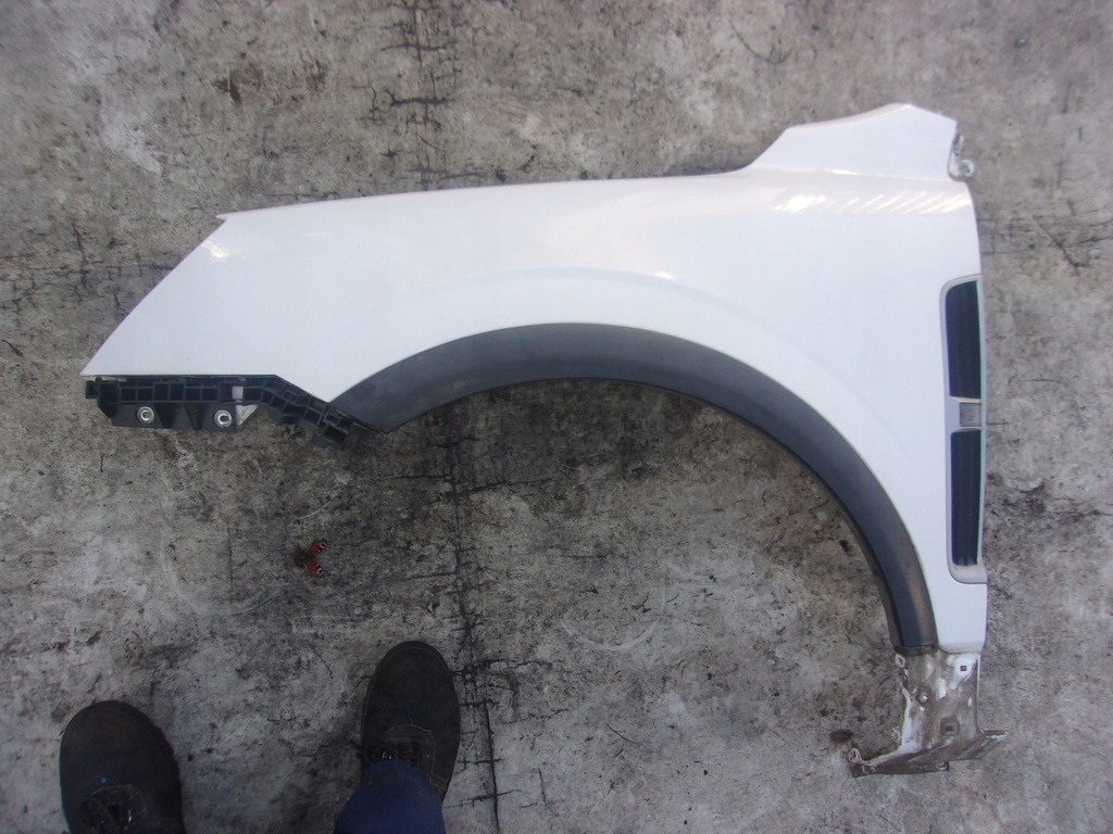 opel antara lift 10 15 aleta delantero izq.  gaz ($)