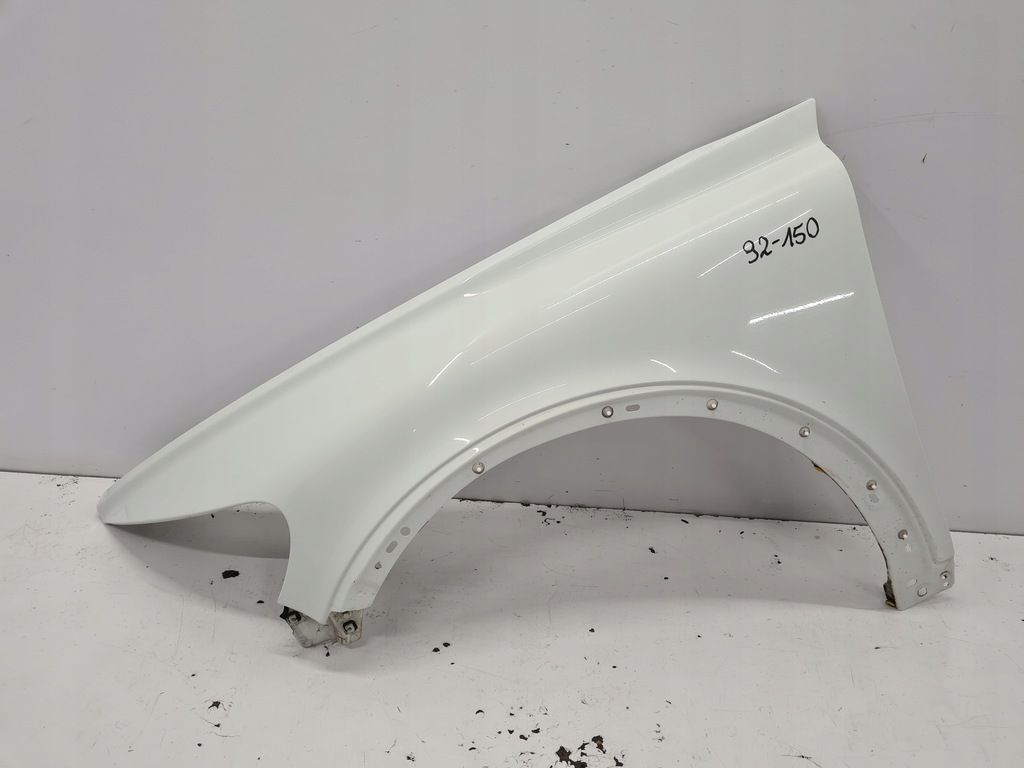 volvo c30 06r aleta izq.  delantero 614 46 ($)
