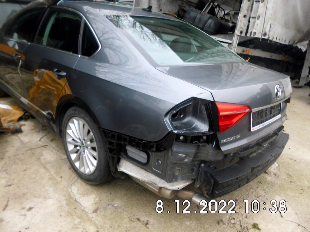 corte izq.  trasero vw passat b8 usa sedan ($)