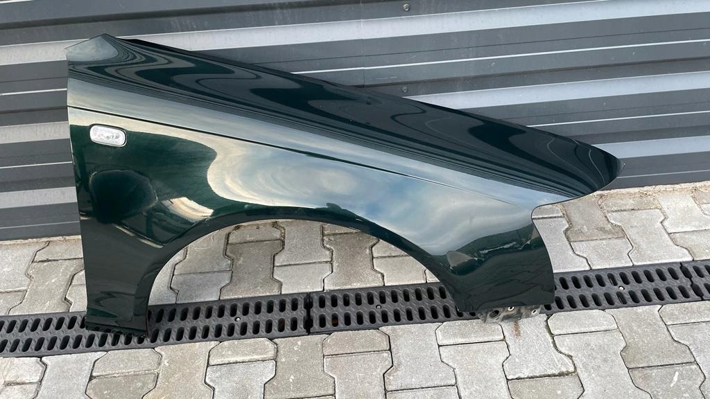 aleta der. audi a6 c6 kolor lz6e ($)