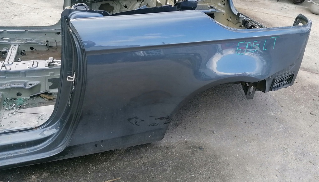 vw eos 08r corte aleta izq.  trasero chapado ($)