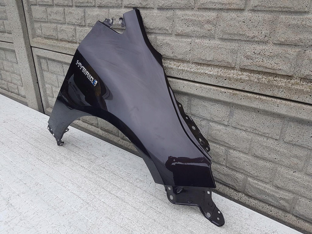 corolla hb e21 e210 xii 2019 2021 aleta der. ($)