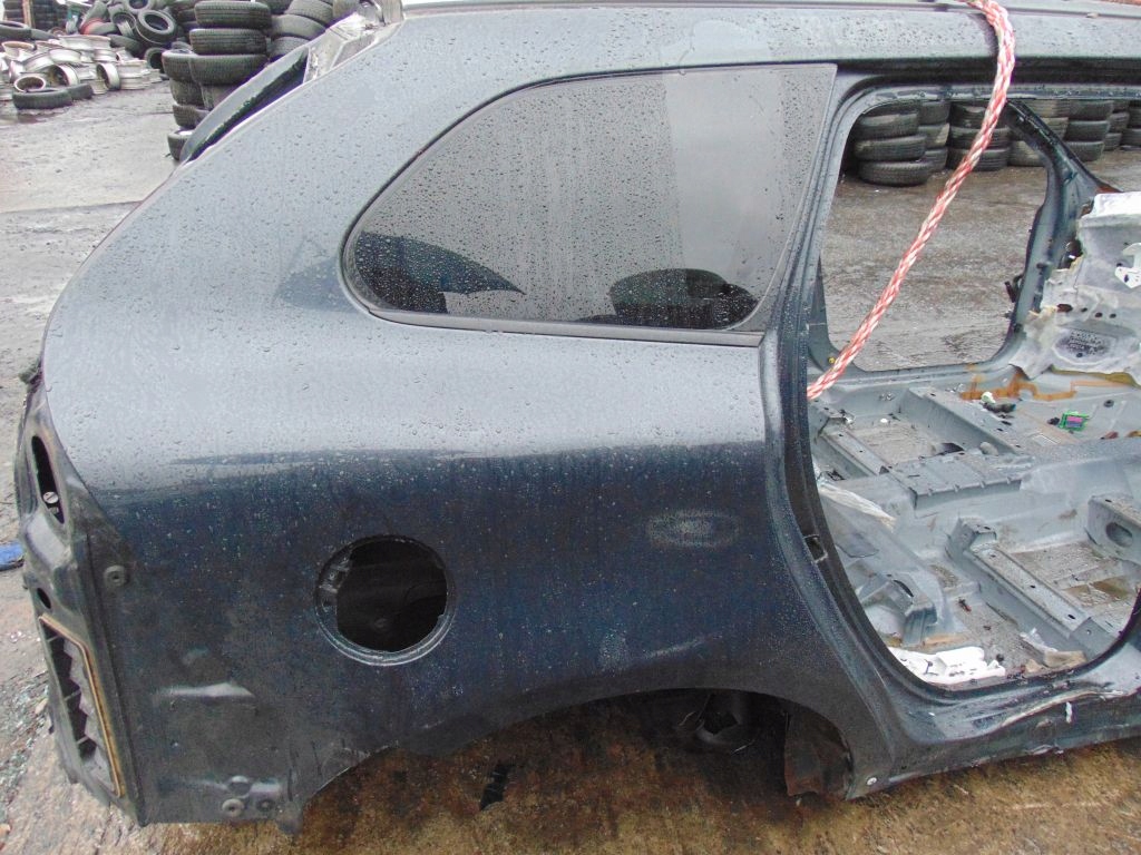 baleta der. trasero volvo xc60 492 46 ($)