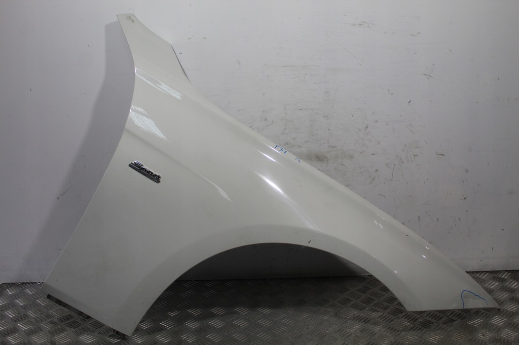 aleta der. delantero bmw 3 f30 f31 lift ($)