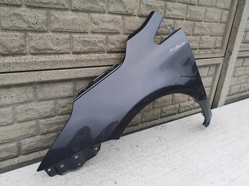 toyota avensis iii t28 t29 15 20 aleta izq.  ($)
