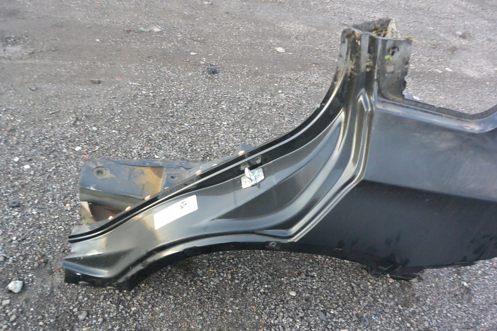 aleta corte izq.  trasero bmw x5 e70 lift 475/9 ($)