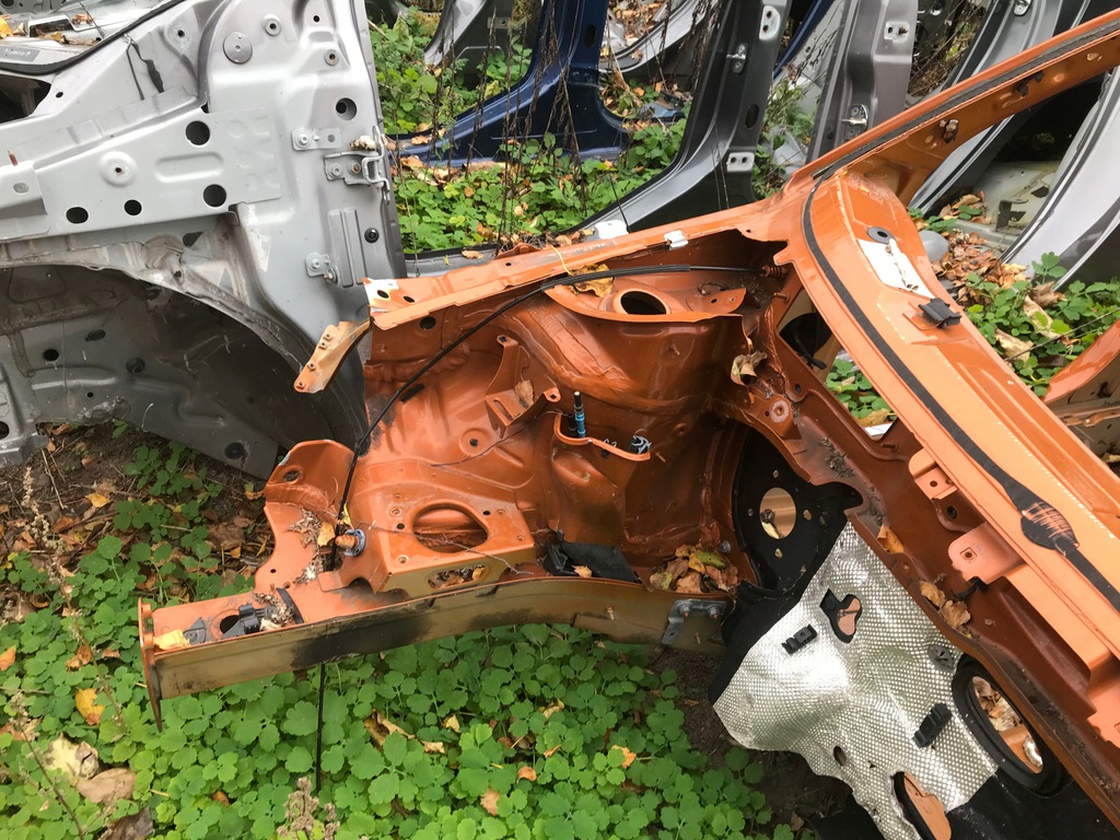 corte larguero der.  delantero audi a1 8x lx2u ($)
