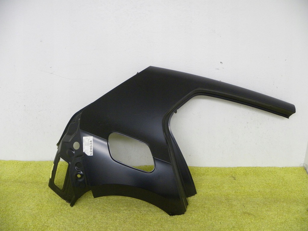 aleta trasero vw golf 8 viii 5h hb 20  der. ($)