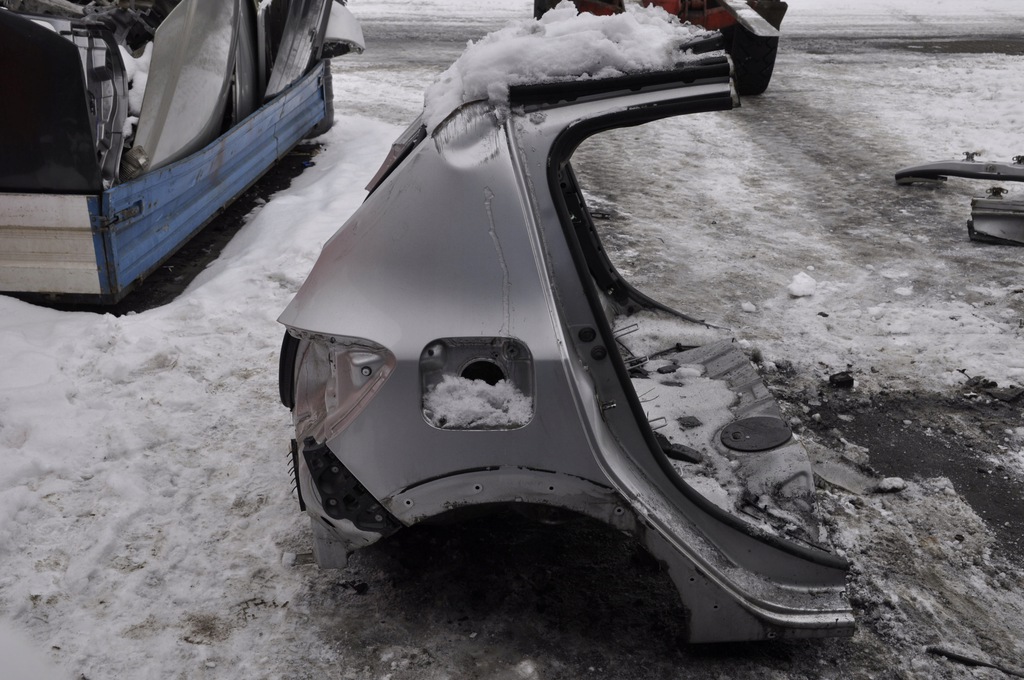 dacia sander.o ii corte aleta der. trasero ($)