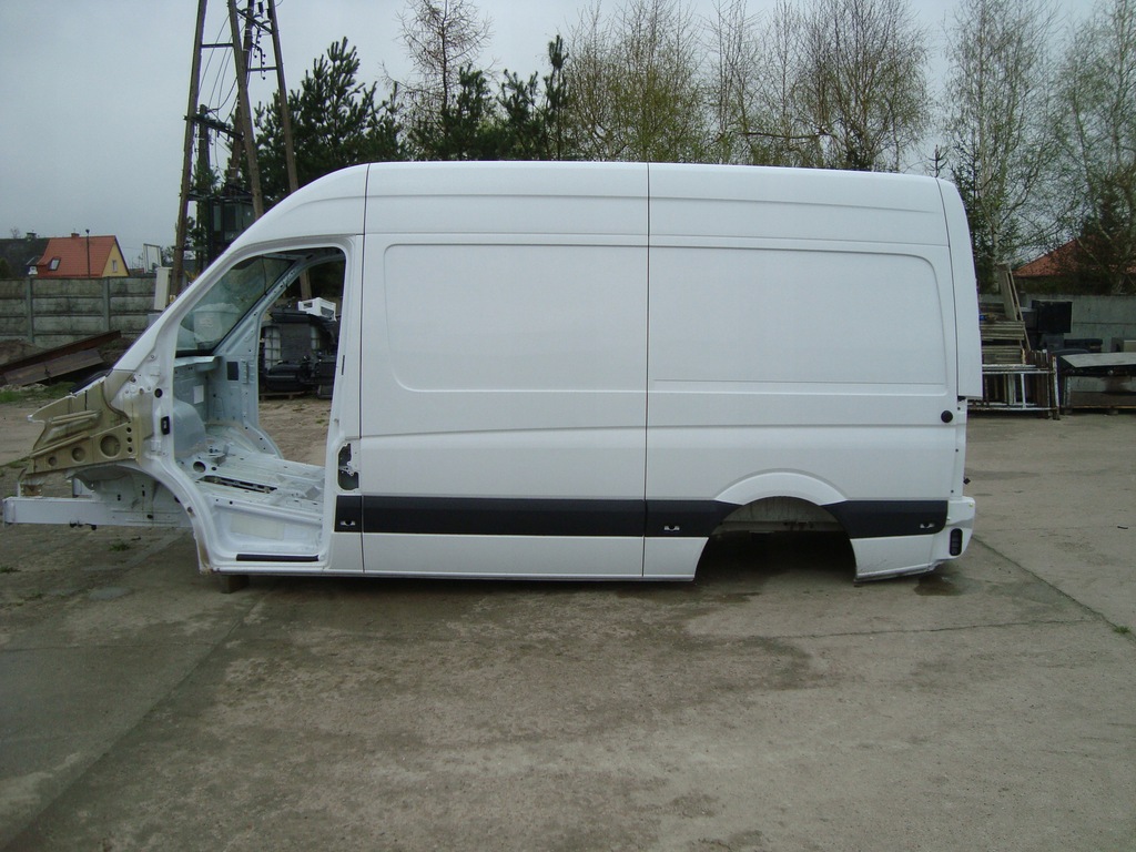 mercedes sprinter 906 carroceria techo lado ($)