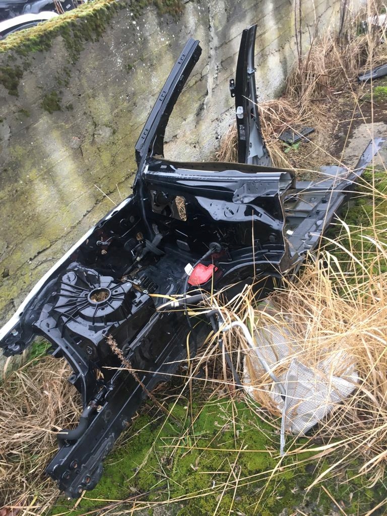 mercedes w205 corte delantero der.  18rok ($)