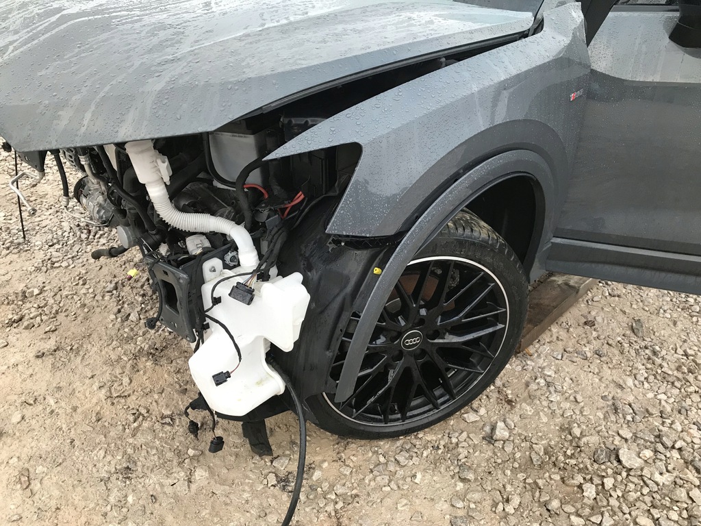 corte larguero delantero izq.  audi q2 16  ($)