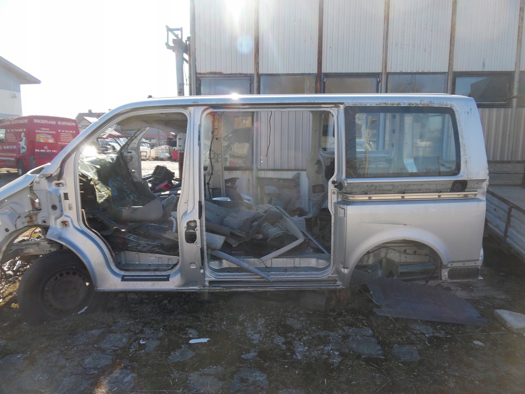 vw t5 multivan lado izq.  trasero corte aleta ($)