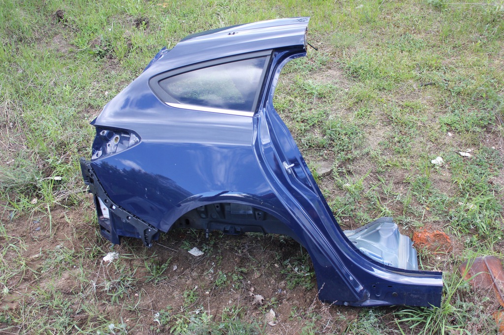 ford fokus mk4 ranchera corte aleta trasero der.  ($)