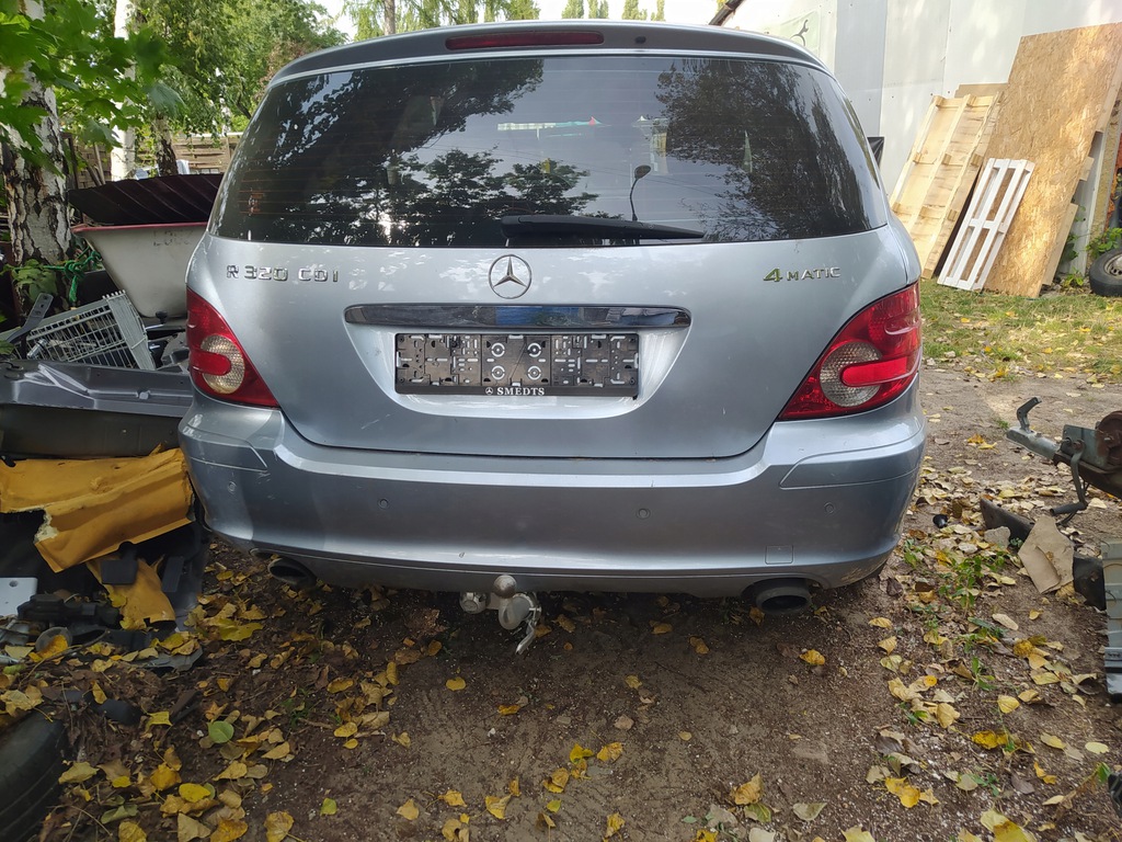 mercedes w251 solapas trasero parachoque paragolpes trasero faros c349 ($)