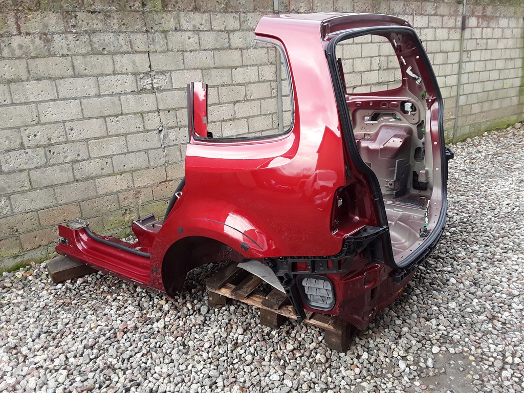 aleta corte izq.  cinturon trasero vw touran ii 10 15 ($)
