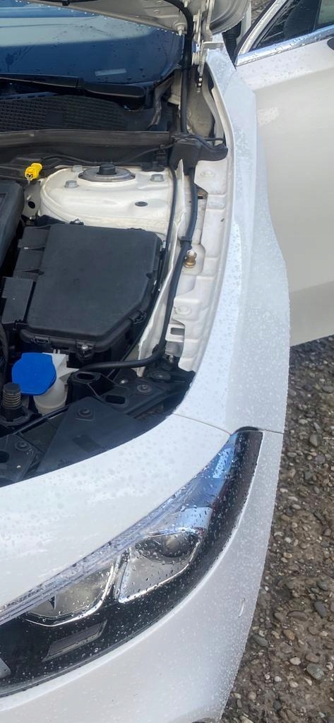 corte izq.  delantero mercedes w177 europa ($)