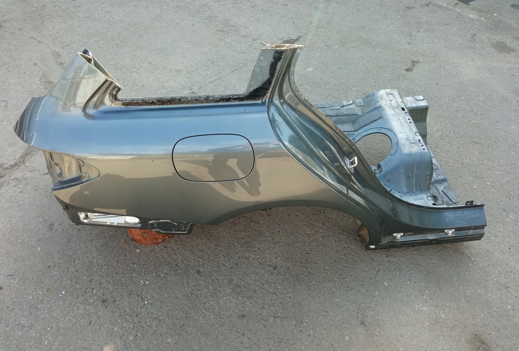mercedes w205 ranchera corte aleta der. trasero ($)
