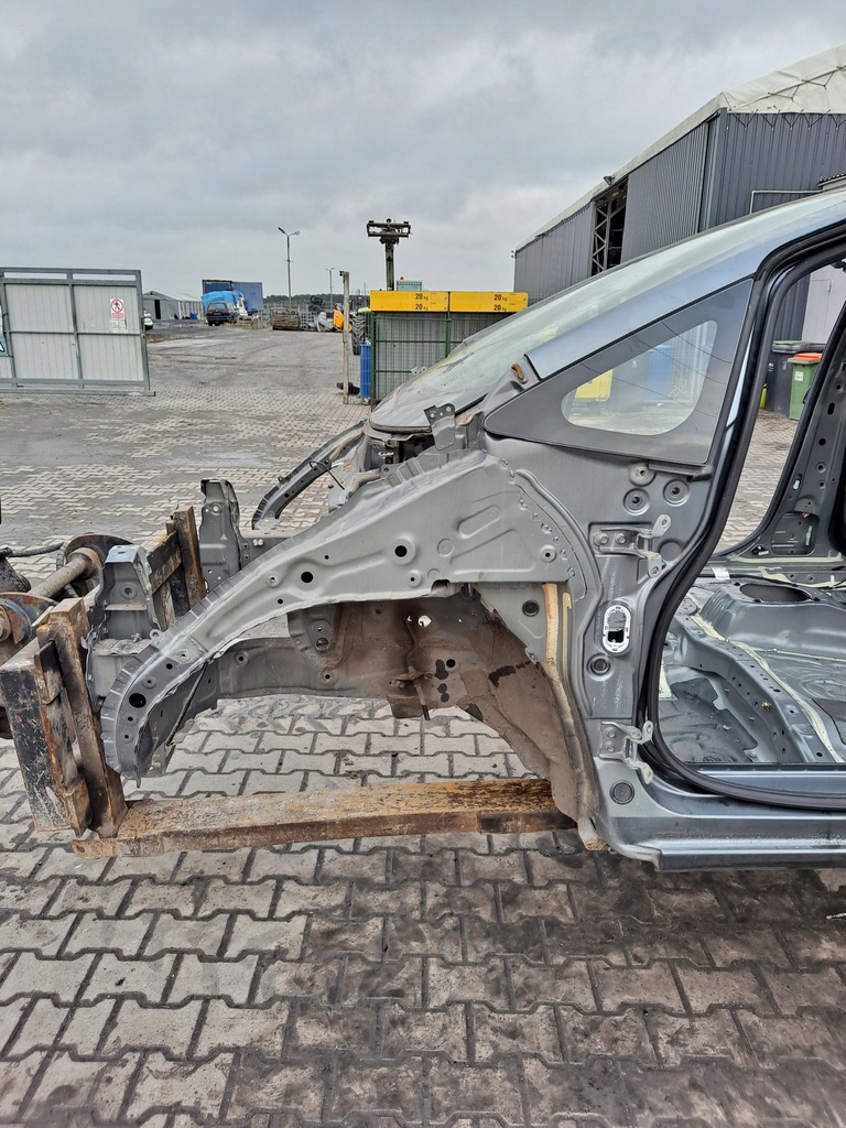 corte larguero izq.  delantero jazz iv 15  ($)