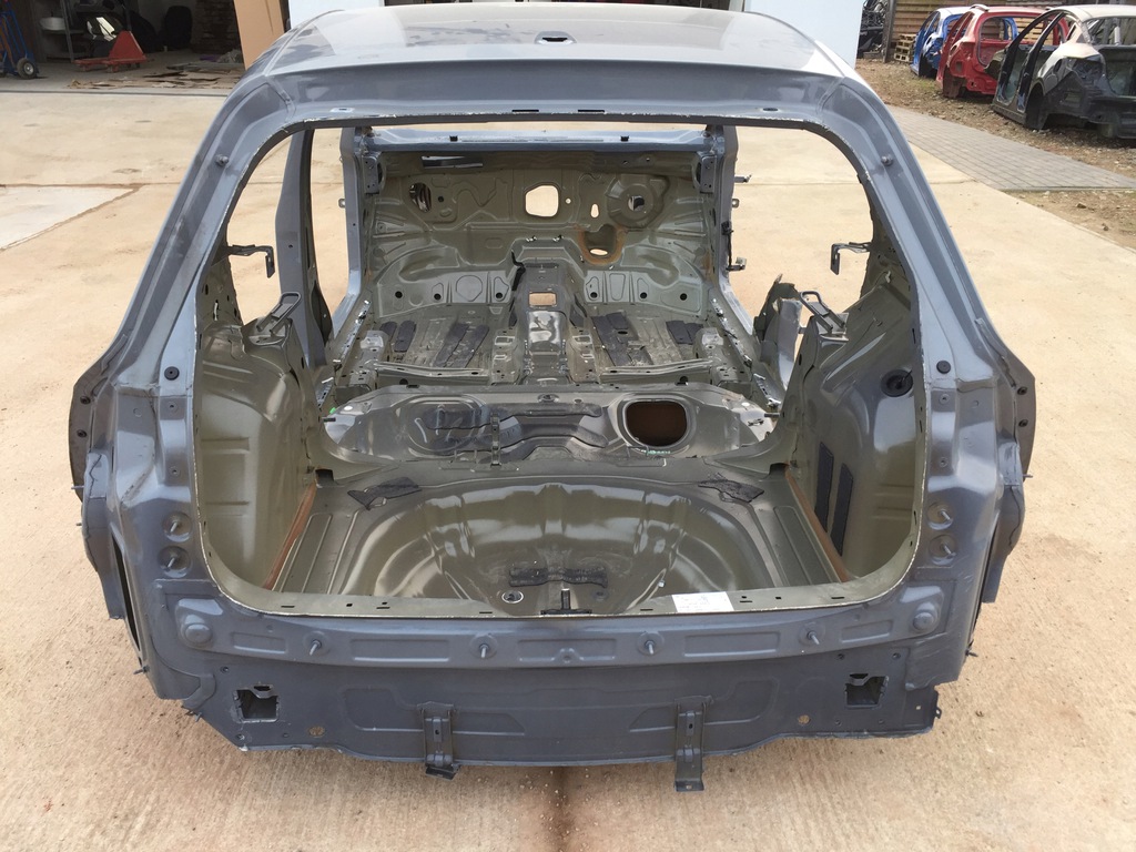 vw golf viii 2020 hatchback hb banera cinturon trasero ($)