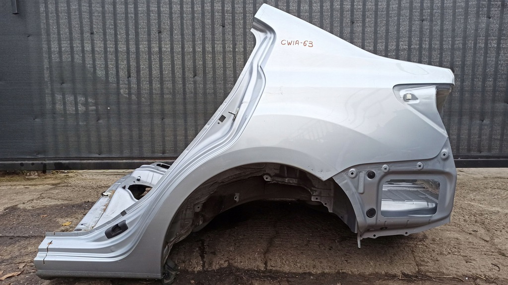 impreza iv gj sedan corte izq.  trasero ($)