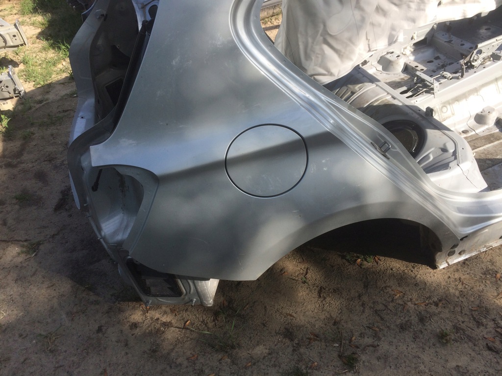 bmw 1 f20 lift corte trasero cinturon suelo ($)