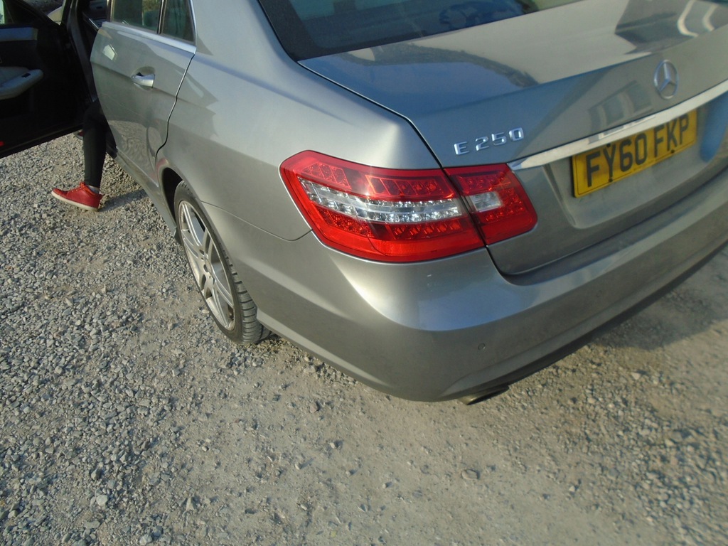 mercedes w212 sedan 792 solapas parachoque paragolpes faro amg ($)