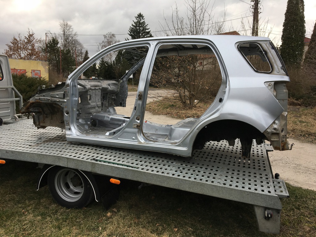 corte trasero izq.  umbral daihatsu terios ii ($)