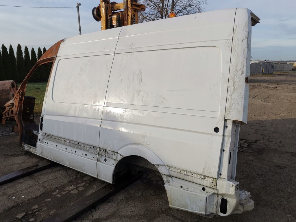 corte lado chapado izq.  crafter sprinter w906 ($)