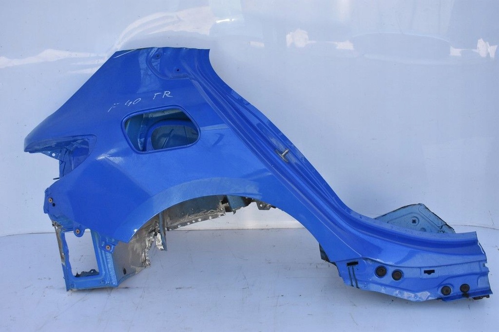aleta der. trasero bmw seria 1 f40 c1d 19  ($)