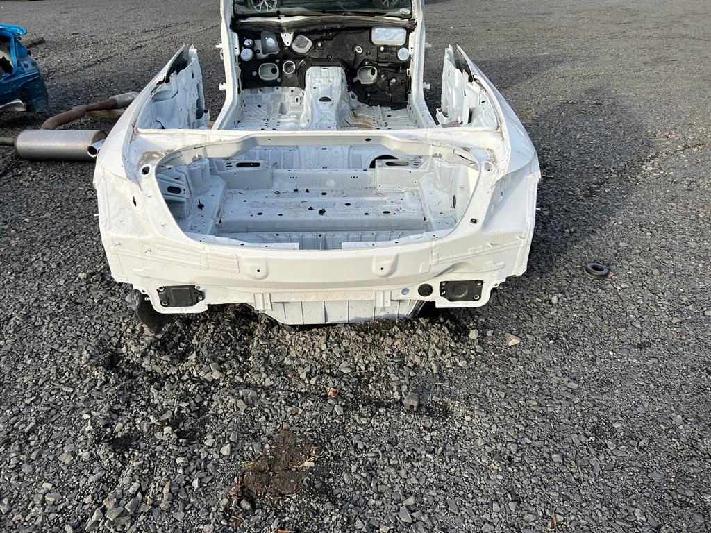 banera cinturon trasero mercedes w205 cabrio ($)