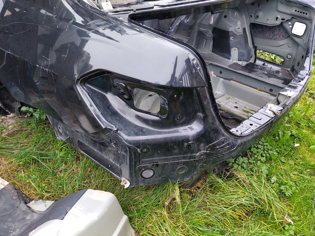 mercedes e w212 sedan aleta trasero cinturon banera ($)