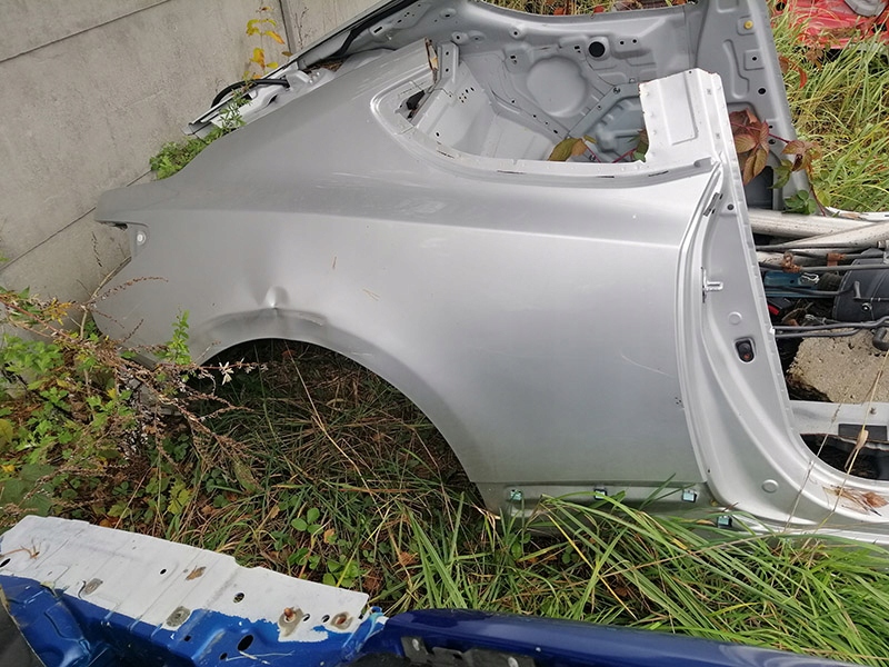 hyundai genesis coupe corte aleta der. trasero ($)