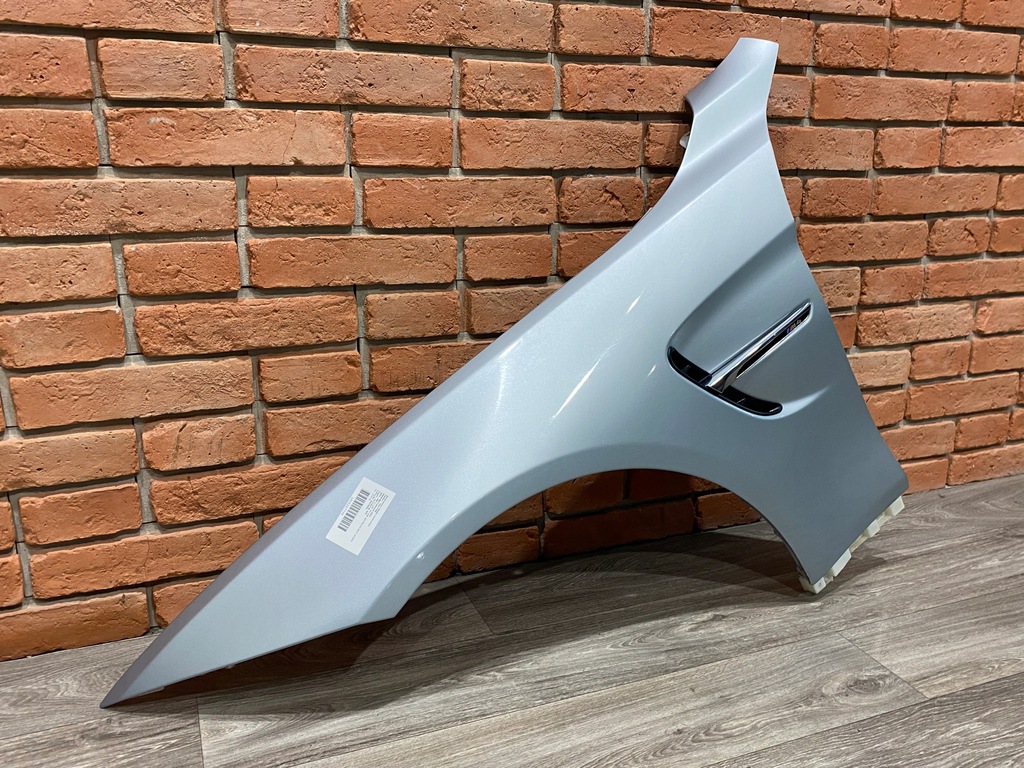bmw m4 f82 f83 aleta izq.  kolor a29 ($)