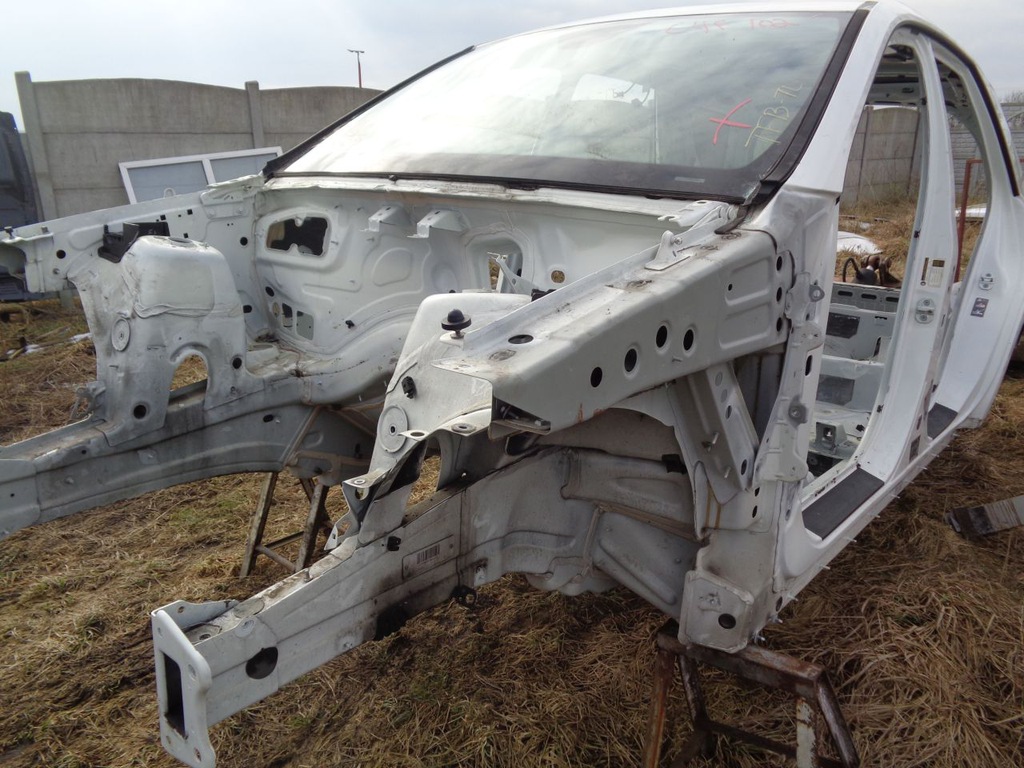 mercedes ml w164 lift aleta corte umbral kasta ($)