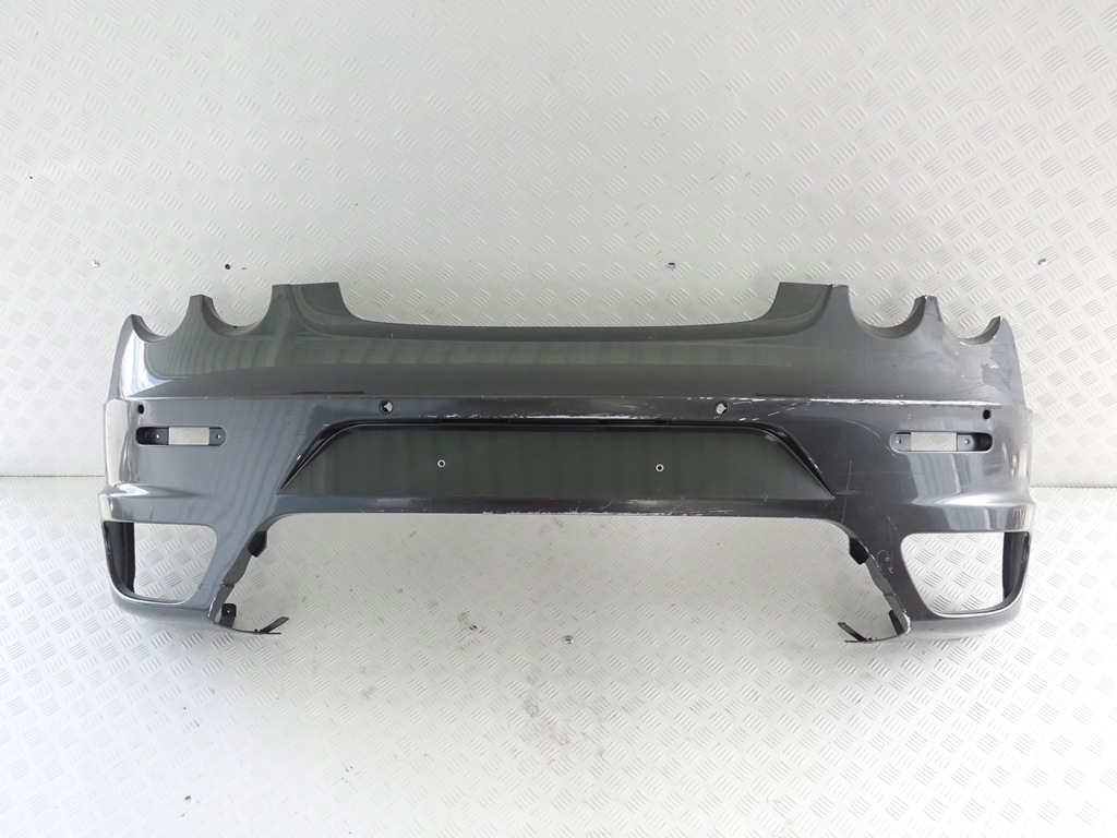 ferrari f430 430 parachoque paragolpes trasero 83111410 ($)