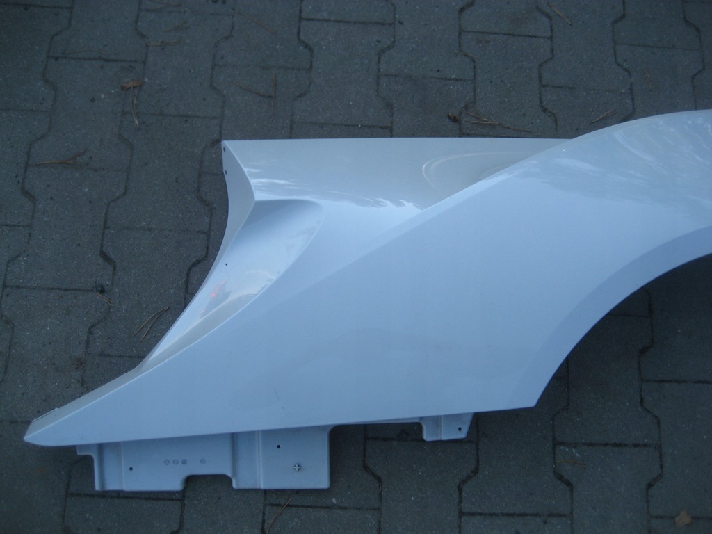 bmw i8 i8 14 19r aleta trasero izq.  europa ($)