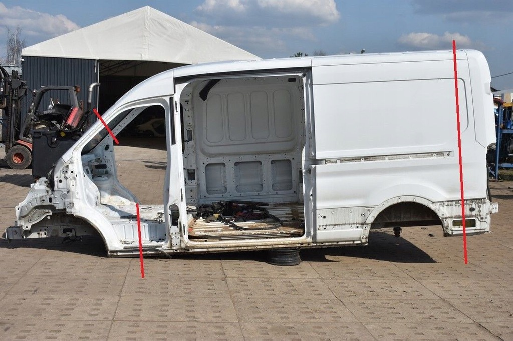 aleta izq.  trasero umbral ford transit mk8 14  ($)