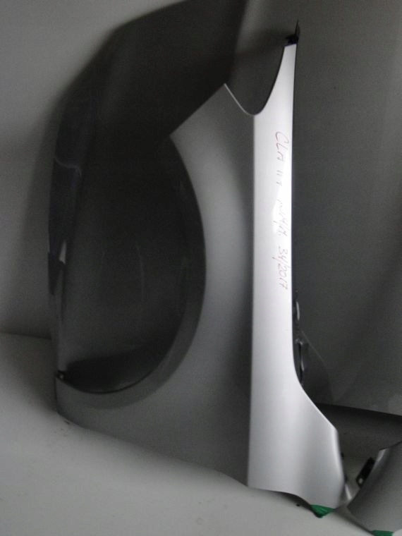 mercedes cla 117 aleta izq.  der. delantero ($)