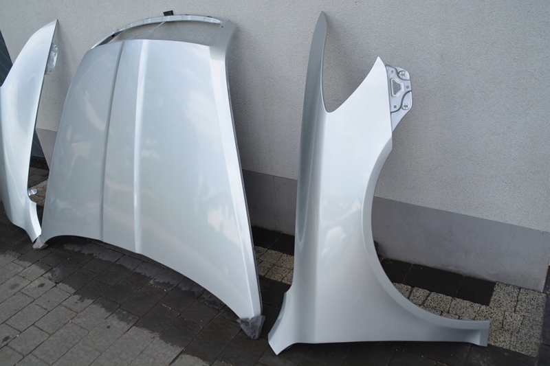 capó aleta izq.  der. octavia ii srebrny 9156 ($)