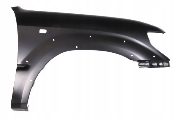 [6504 04 8135312p] aleta delantero p (z otworem na ($)