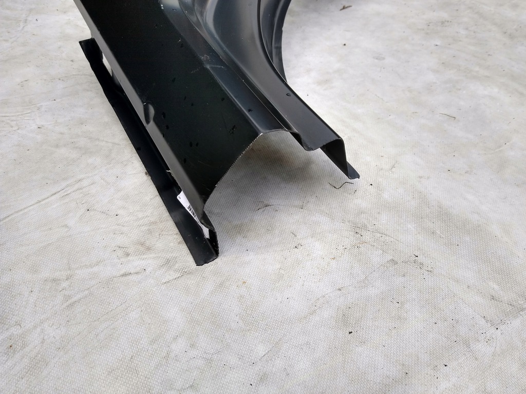 vw golf vii aleta trasero der. 5g4809844 ($)