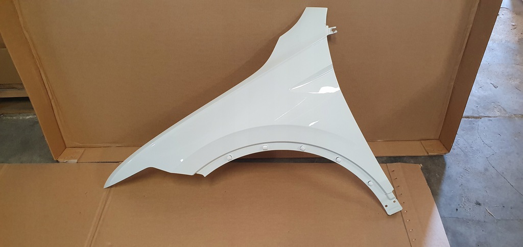 aleta tiguan model 2021 w kolor original lc9a ($)