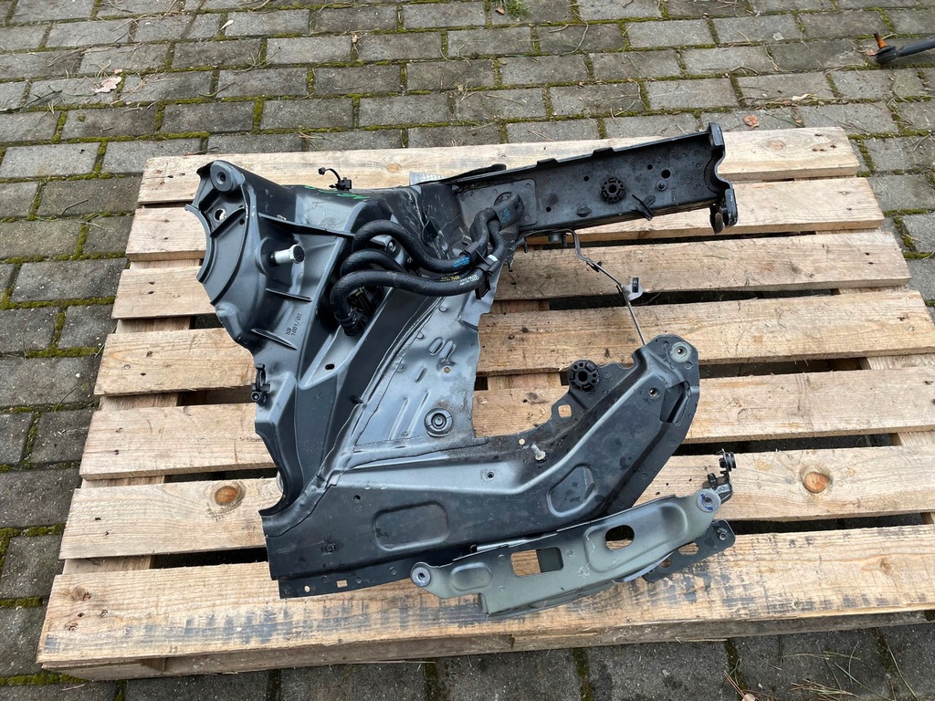 audi a6 c8 4k corte der.  larguero ($)