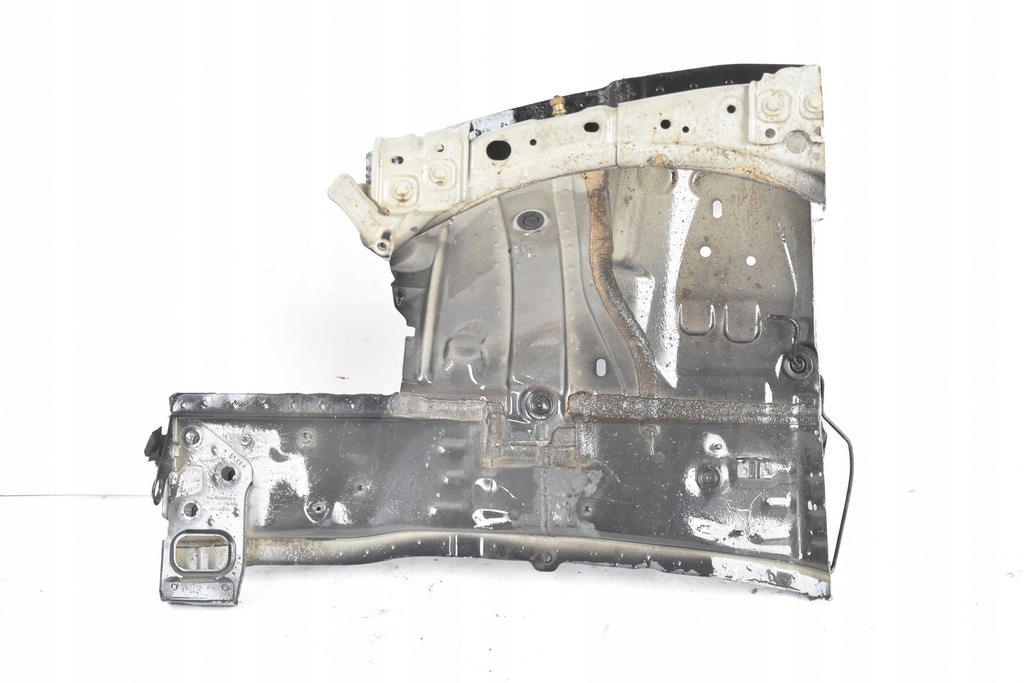 larguero izq.  delantero mercedes a w177 191 18  ($)