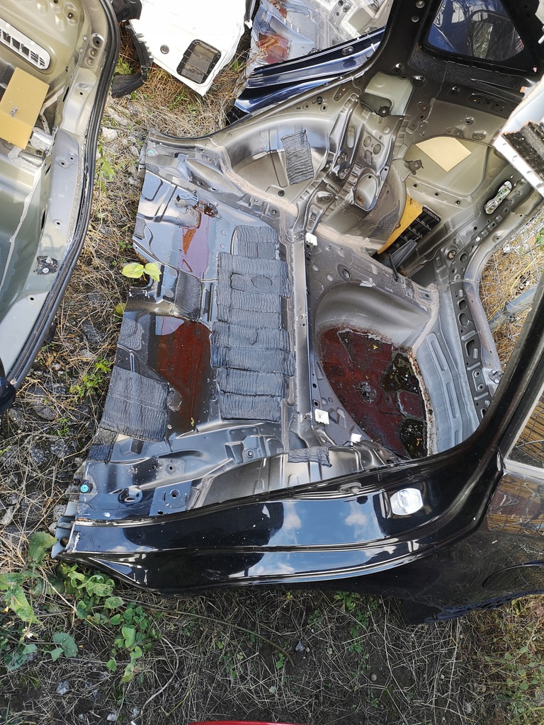 toyota prius plus trasero aleta corte banera techo ($)