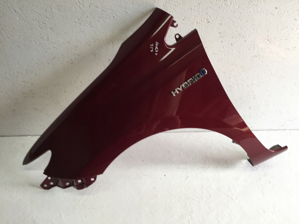 aleta delantero izq.  toyota auris ii 13 19 kod 3t3 ($)