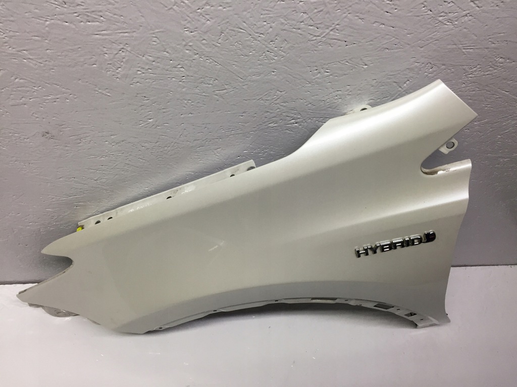 aleta delantero izq.  toyota rav4 iv 13 19,kolor 070 ($)