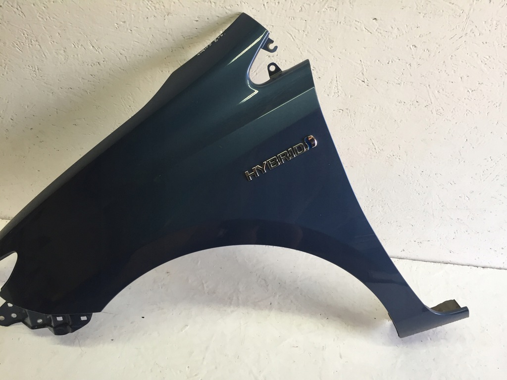 aleta delantero izq.  toyota auris ii 8u6 lift 15 19 ($)