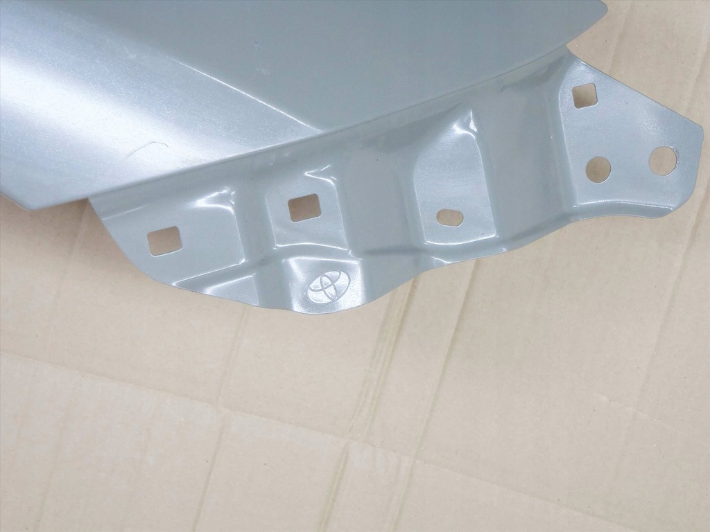 auris ii 12 18 aleta delantero delantero der. ($)